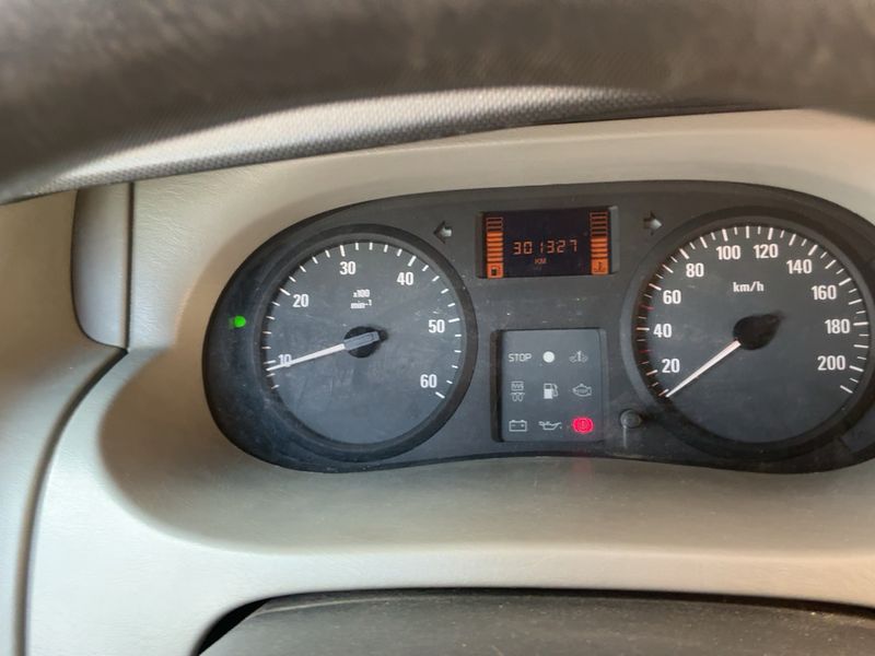 Opel Vivaro 2.5 DTI / CDTI Tour — zdjęcie 13