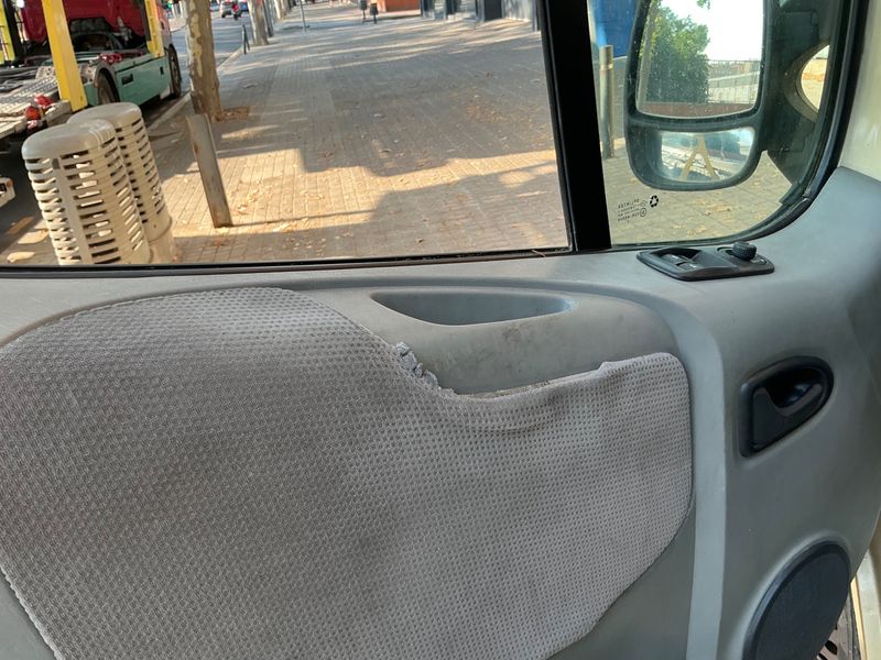 Opel Vivaro 2.5 DTI / CDTI Tour 2005 – снимка 30