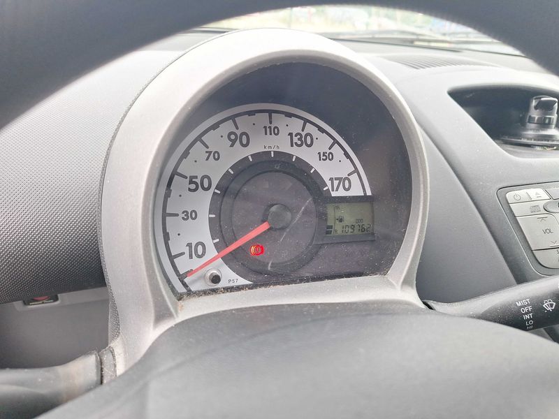 Toyota Aygo 1.0 Confort 2009 – снимка 91