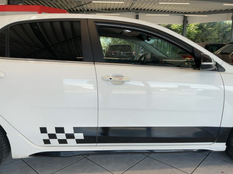 Kia Rio 1.0 TGDI GT Line — zdjęcie 7