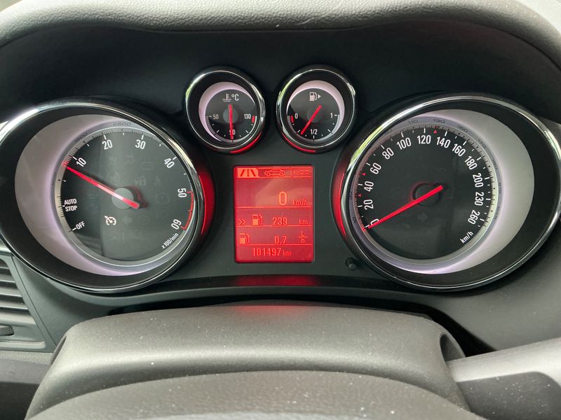 Opel Zafira Tourer 1.6 CDTI Cosmo Pack 2015 – снимка 18