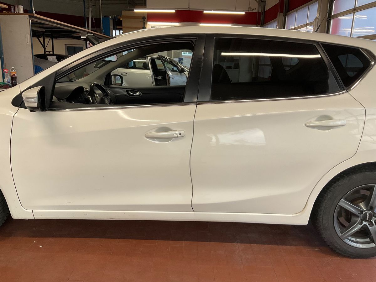 Nissan Pulsar 2018 — photo 5