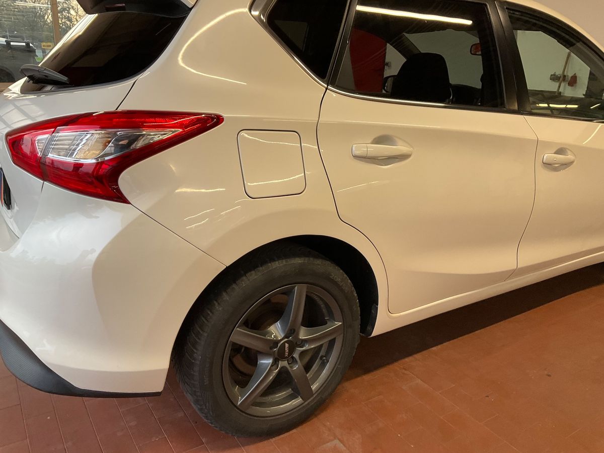 Nissan Pulsar 2018 — photo 9