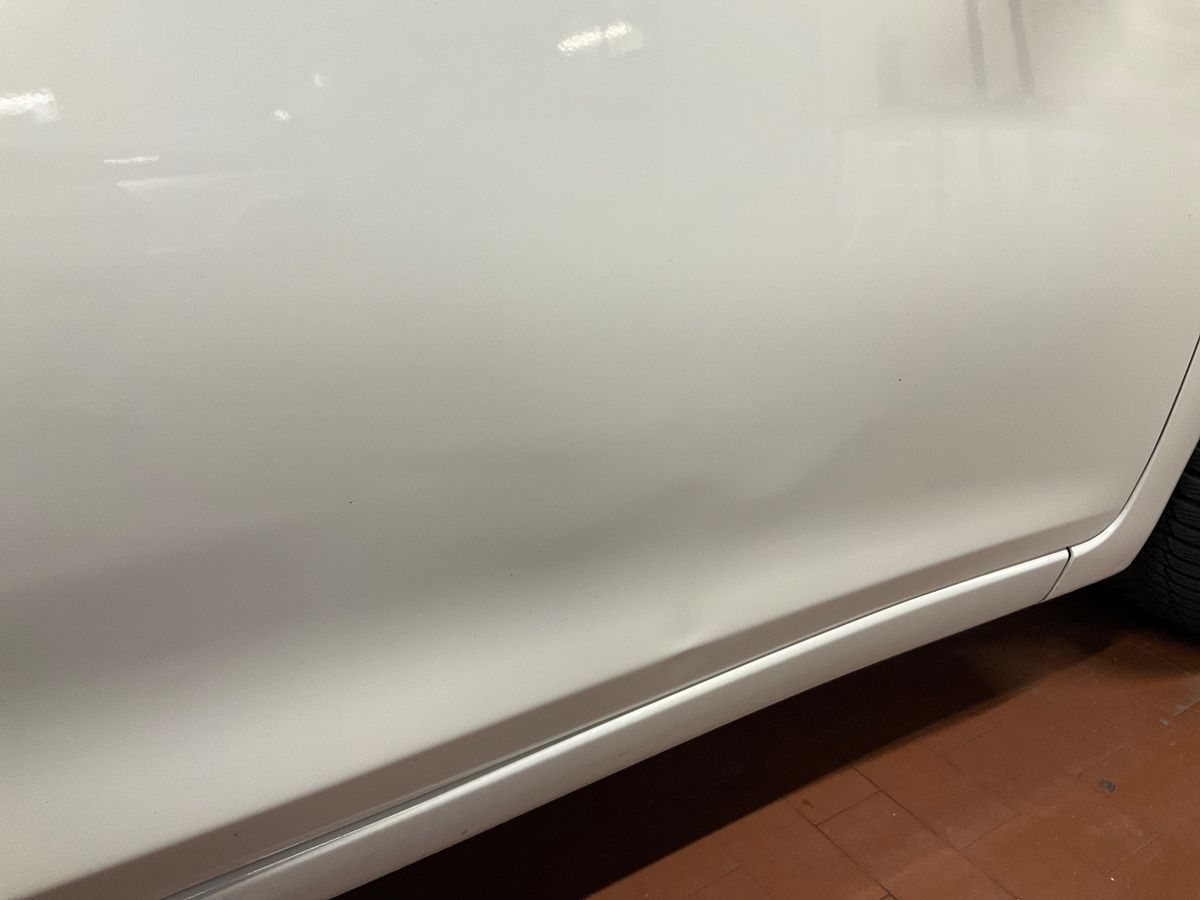 Nissan Pulsar 2018 — photo 35