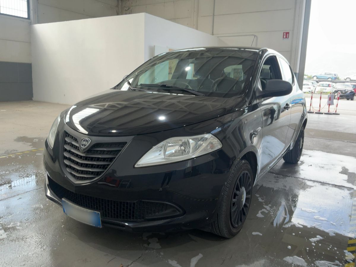 Lancia Ypsilon 2015