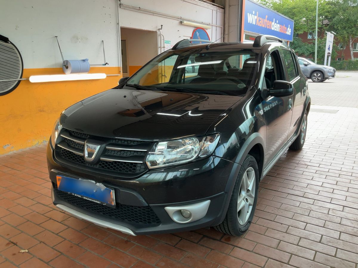 Dacia Sandero 2015 — photo 1
