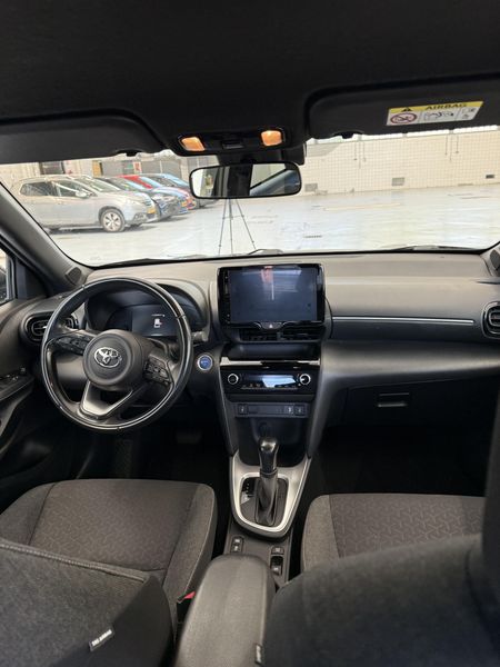 Toyota Yaris Cross 1.5 Hybrid 2WD Adventure — zdjęcie 12