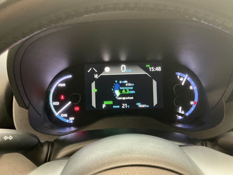 Toyota Yaris Cross 1.5 Hybrid 2WD Adventure — zdjęcie 13