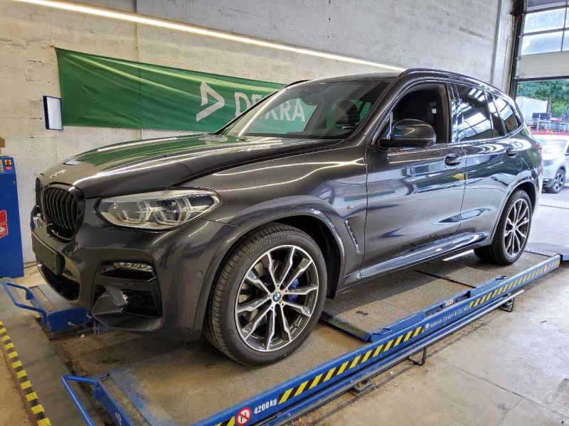 BMW X3 M40i