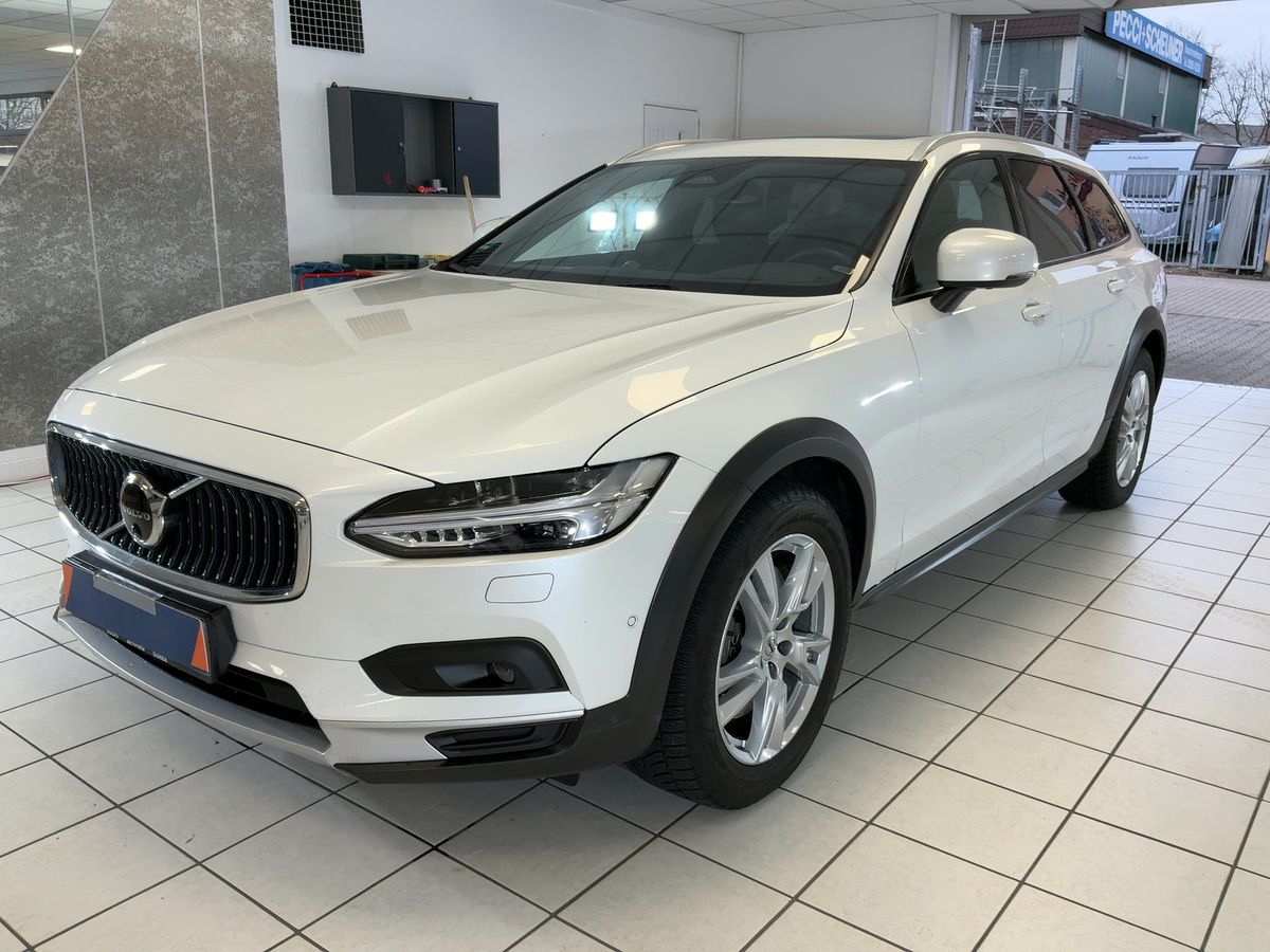 Volvo V90 Cross Country 2.0 B4 Mild-Hybrid Ultimate AWD