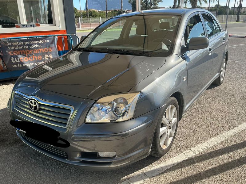 Toyota Avensis 1.8 Sol Liftback