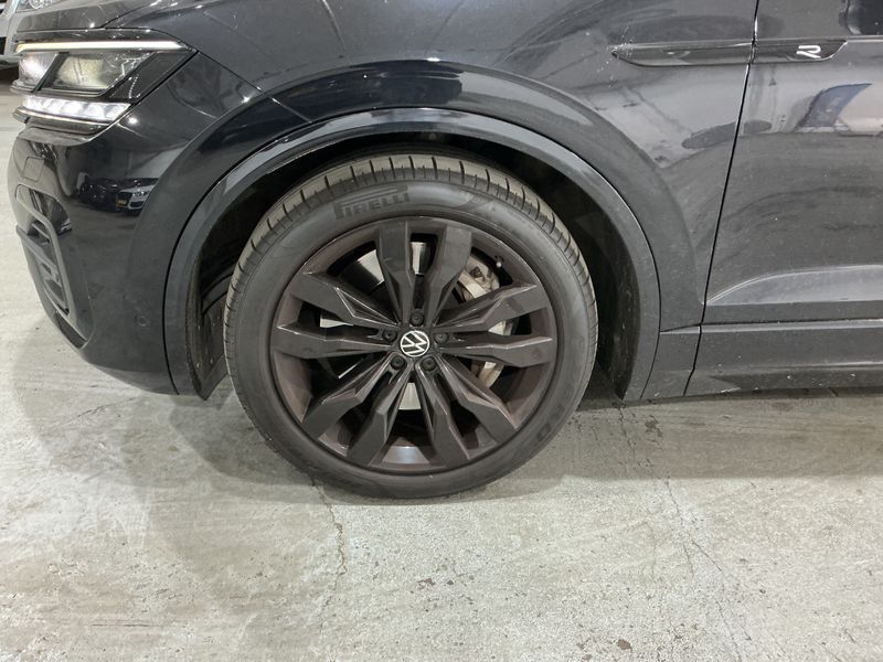 Volkswagen Touareg 3.0 eHybrid R 4Motion 2021 – снимка 32