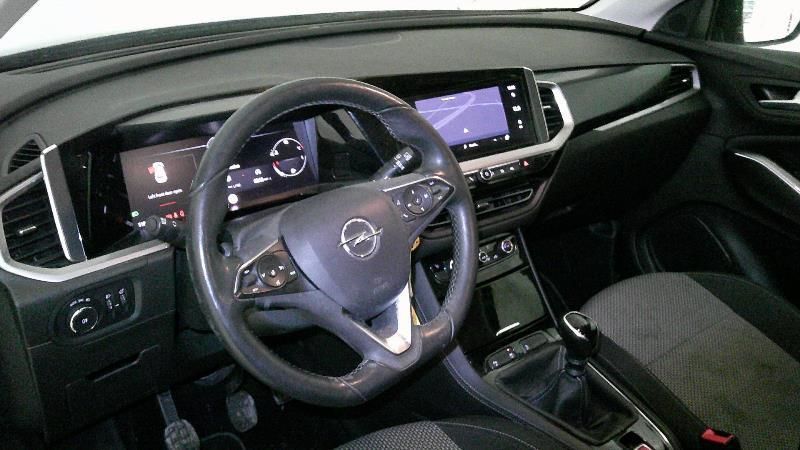 Opel Grandland X 1.2 Turbo GS Line — zdjęcie 9