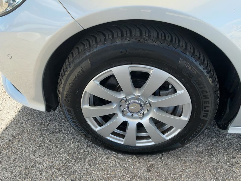 Mercedes-Benz E-Klasse E 200 CDI BlueTEC 2015 – снимка 3
