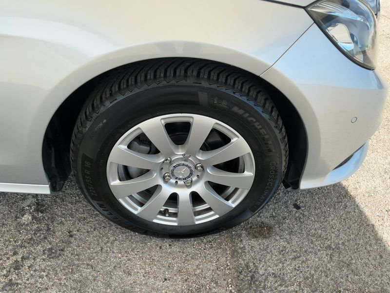Mercedes-Benz E-Klasse E 200 CDI BlueTEC 2015 – снимка 11