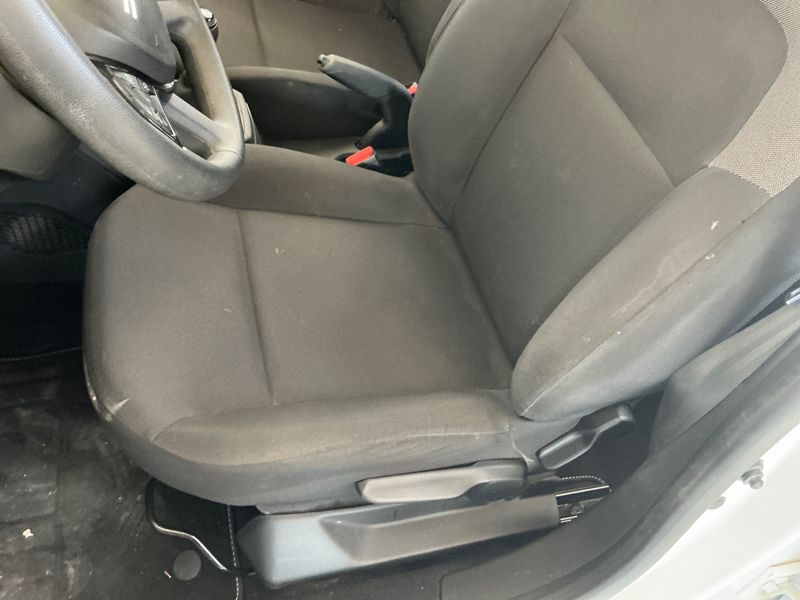 Dacia Sandero 1.0 TCe LPG Essential 2024 – снимка 26