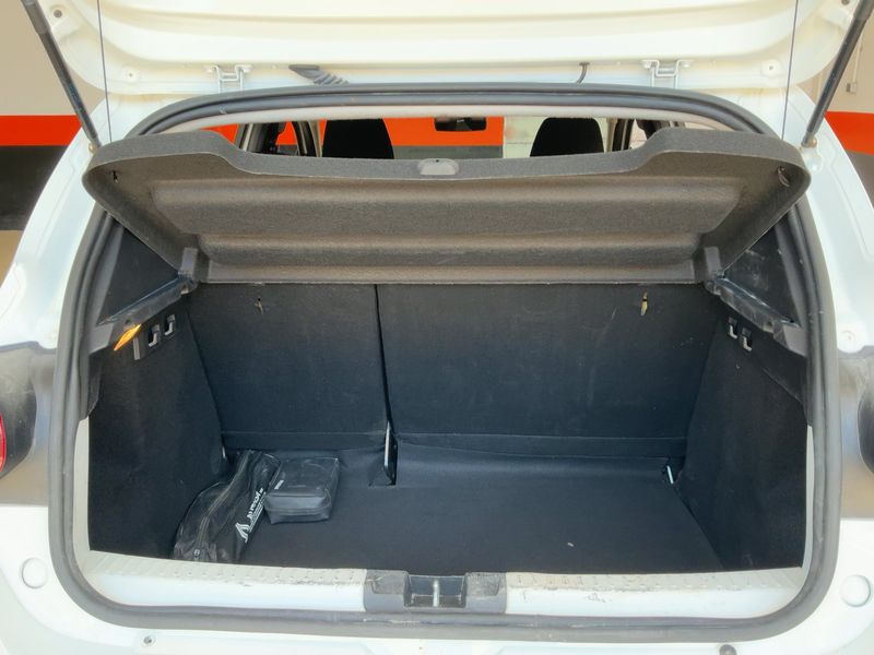 Dacia Sandero 1.0 TCe LPG Essential 2024 – снимка 15