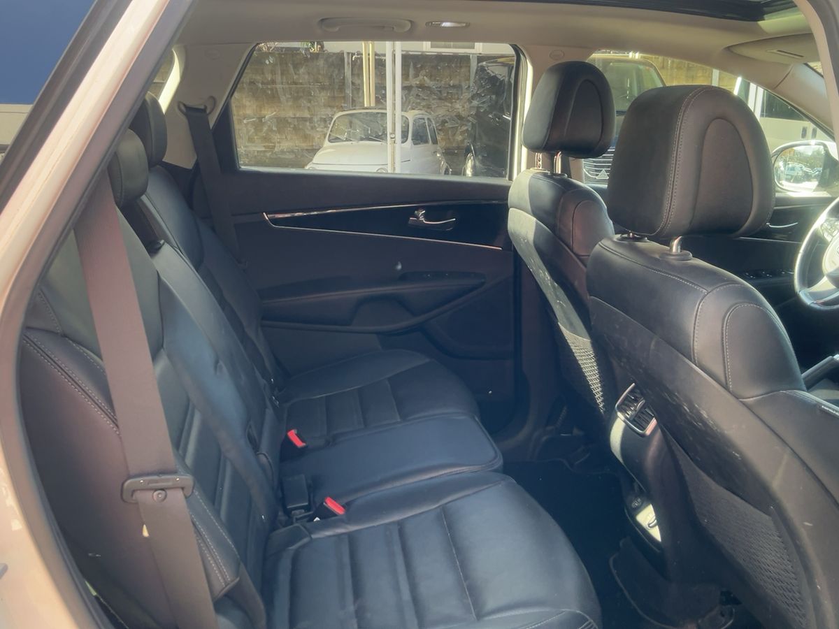 Kia Sorento 2017 — photo 20