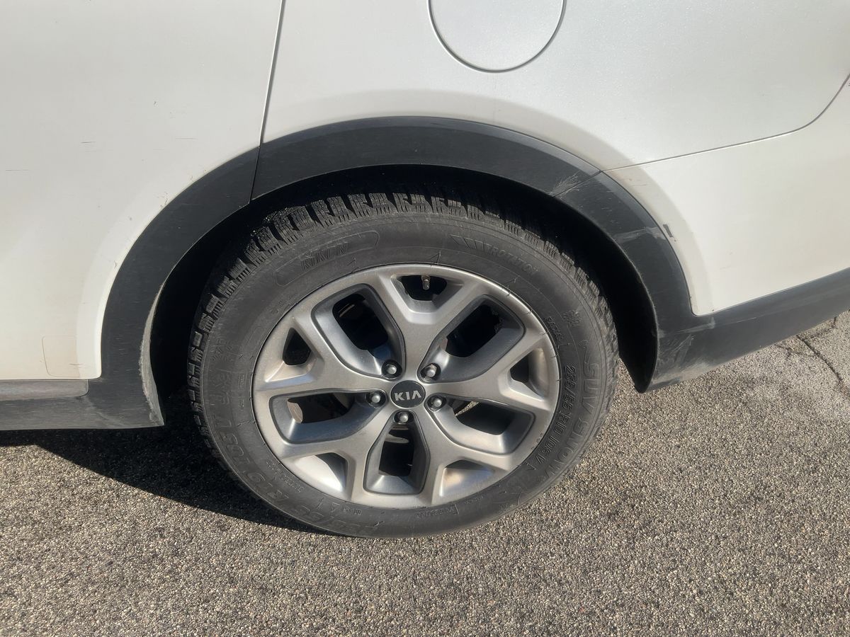 Kia Sorento 2017 — photo 6