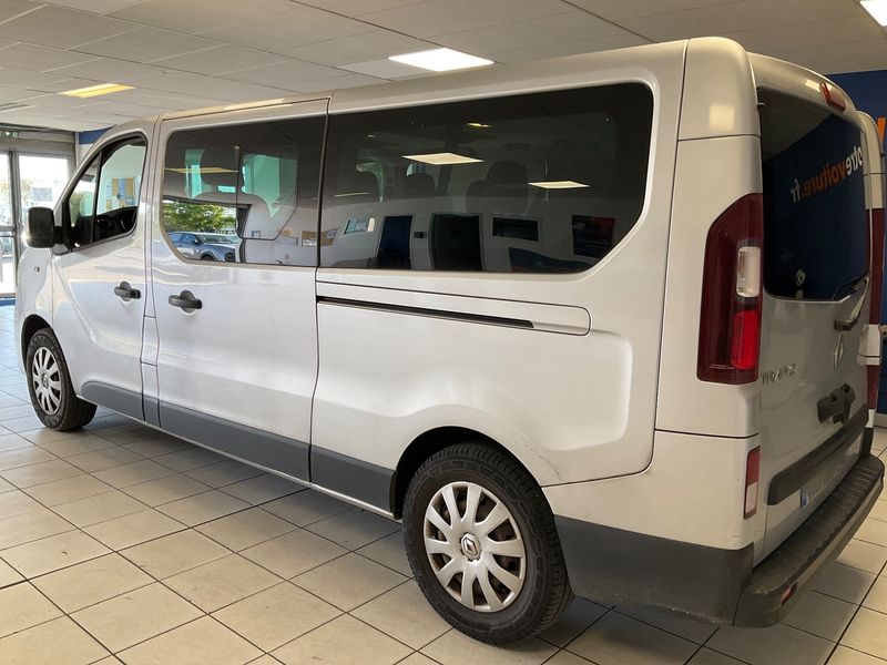 Renault Trafic 1.6 dCi Energy L2H1 Grand SpaceClass — zdjęcie 3