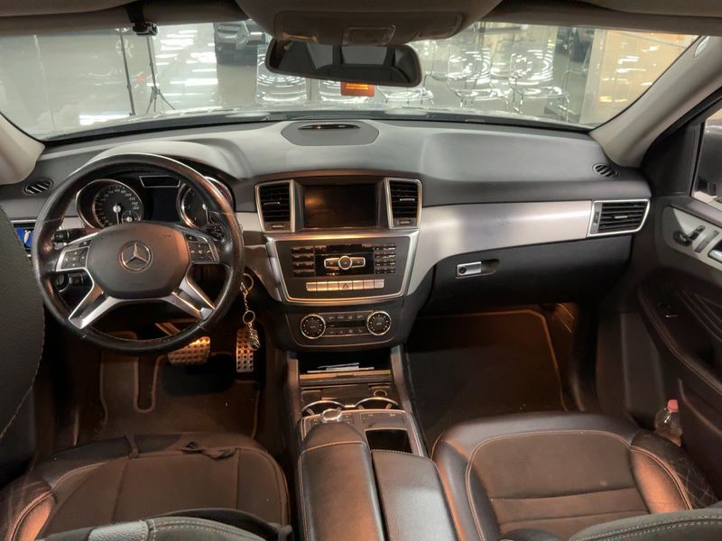 Mercedes-Benz M-Klasse ML 250 CDI Sport — zdjęcie 12