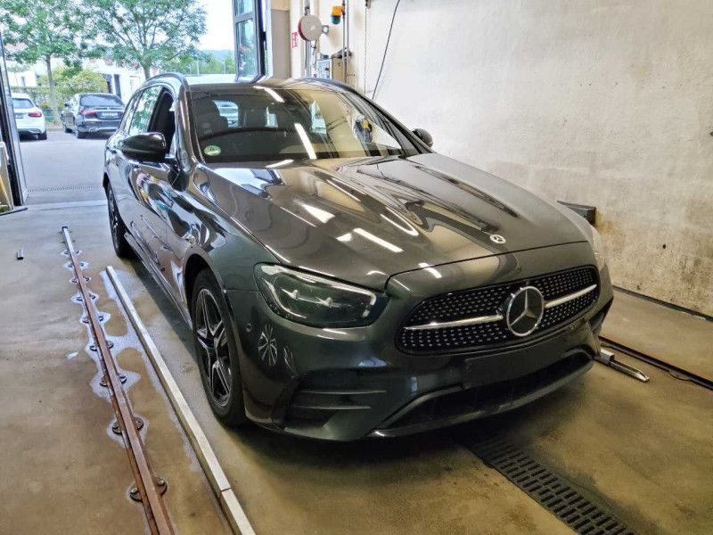 Mercedes-Benz E-Klasse E 300de T 4Matic AMG Line