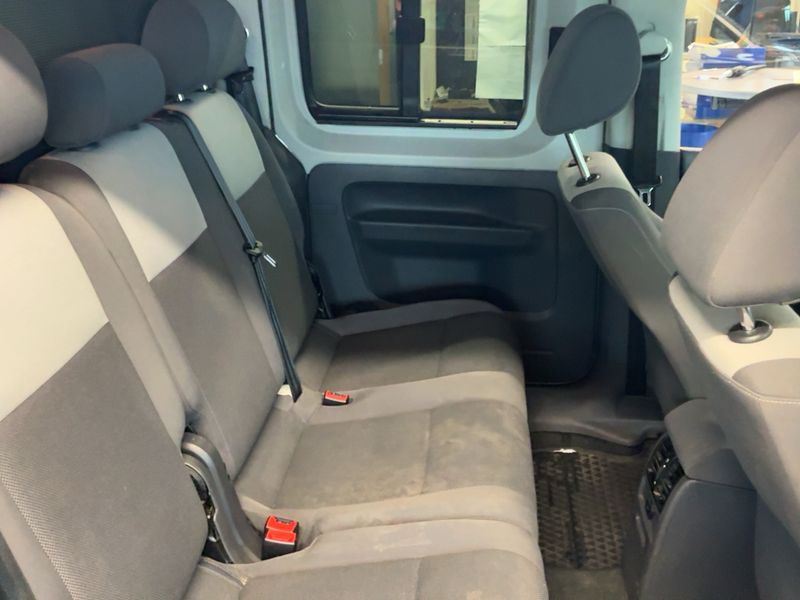 Volkswagen Caddy 2.0 TDI Trendline 4Motion 2011 – снимка 20