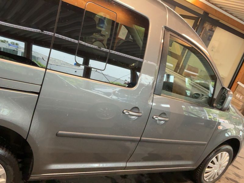 Volkswagen Caddy 2.0 TDI Trendline 4Motion 2011 – снимка 10
