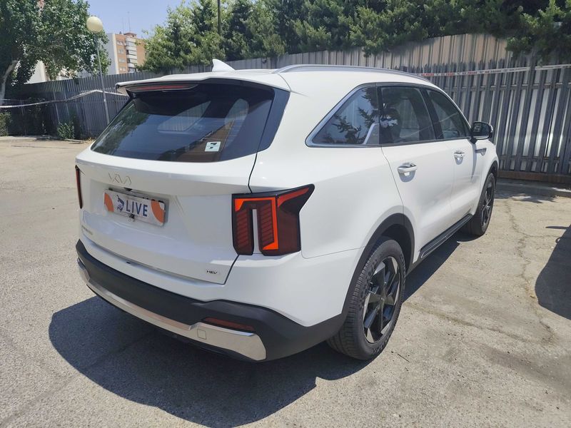 Kia Sorento 1.6 TGDI Hybrid Emotion 2WD — zdjęcie 5
