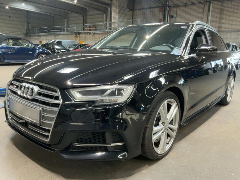 Audi S3 Sportback 2.0 TFSI quattro