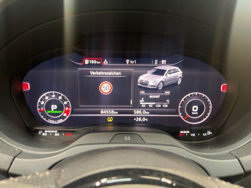 Audi S3 Sportback 2.0 TFSI quattro — zdjęcie 13