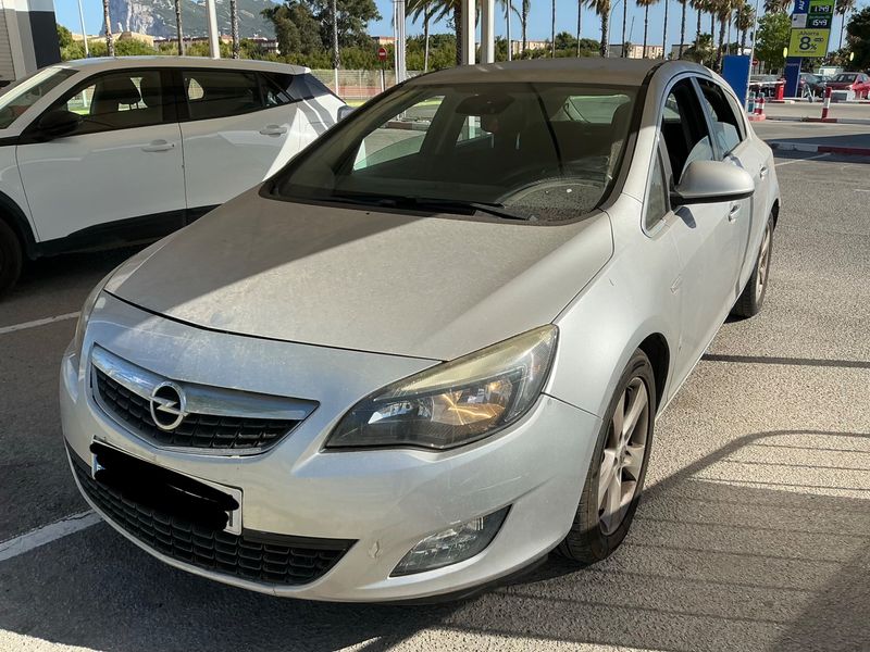 Opel Astra 1.7 CDTI Sport 2010 – снимка 1
