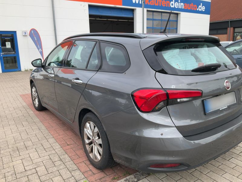 Fiat Tipo 1.4 Turbo Lounge — zdjęcie 3