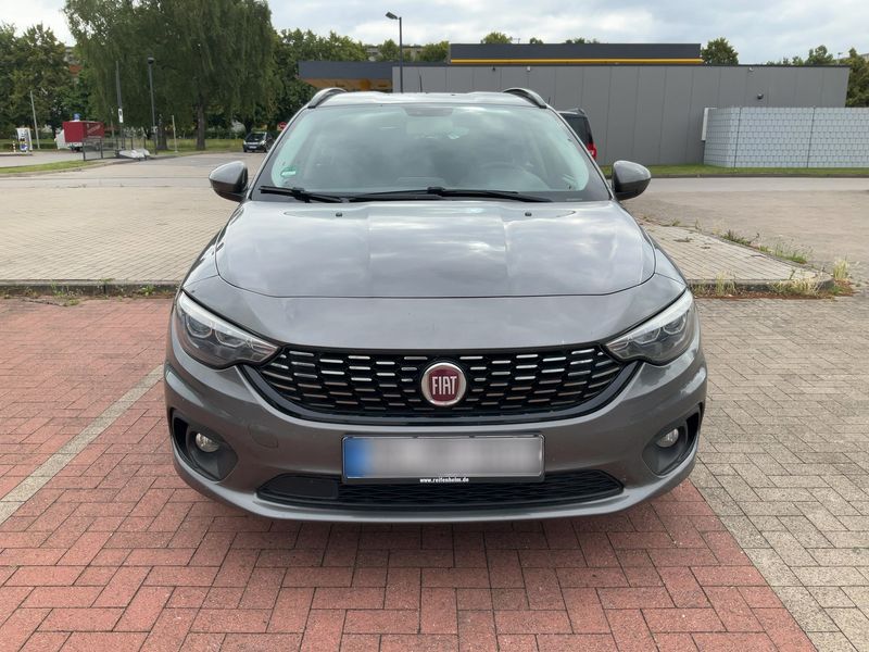 Fiat Tipo 1.4 Turbo Lounge — zdjęcie 9