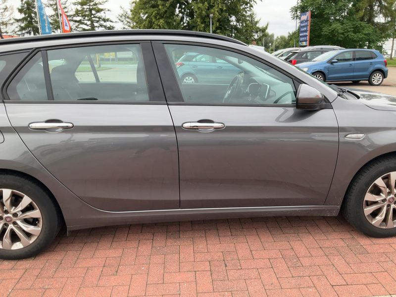 Fiat Tipo 1.4 Turbo Lounge — zdjęcie 7