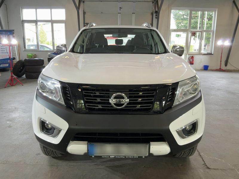 Nissan NP300 Pick-up 2.3 dCi N-Connecta Double Cab 4x4 — zdjęcie 9