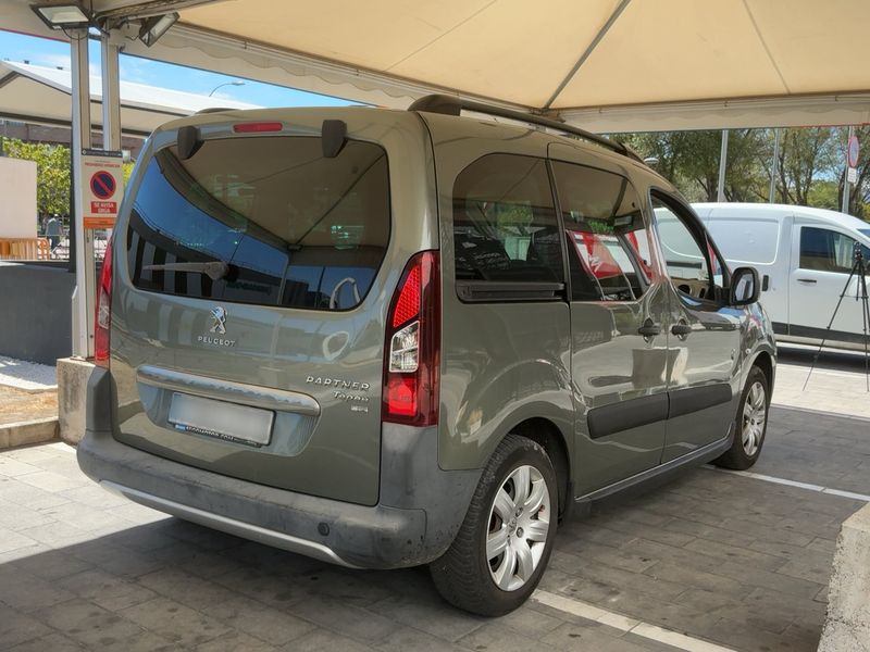 Peugeot Partner 1.6 e-HDi Tepee Outdoor — zdjęcie 6