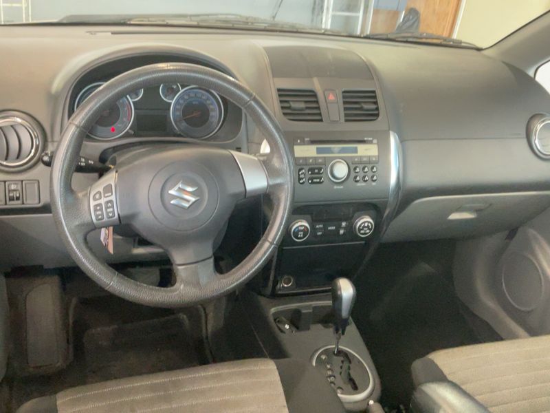 Suzuki SX4 1.6 Comfort — zdjęcie 12