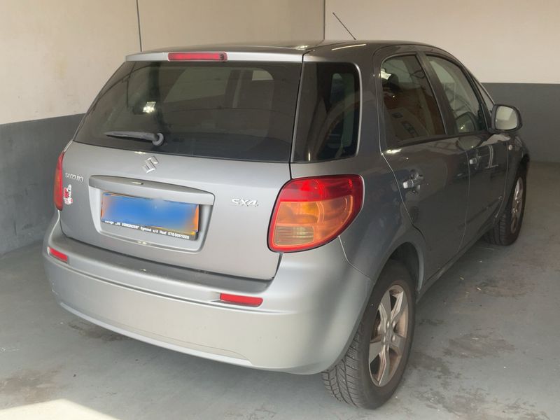 Suzuki SX4 1.6 Comfort — zdjęcie 6