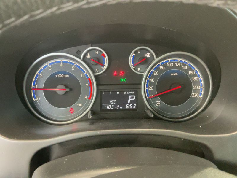 Suzuki SX4 1.6 Comfort — zdjęcie 13
