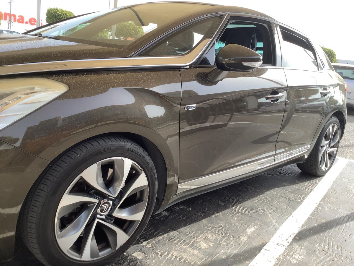 Citroen DS5 2.0 HDi Hybrid4 Sport