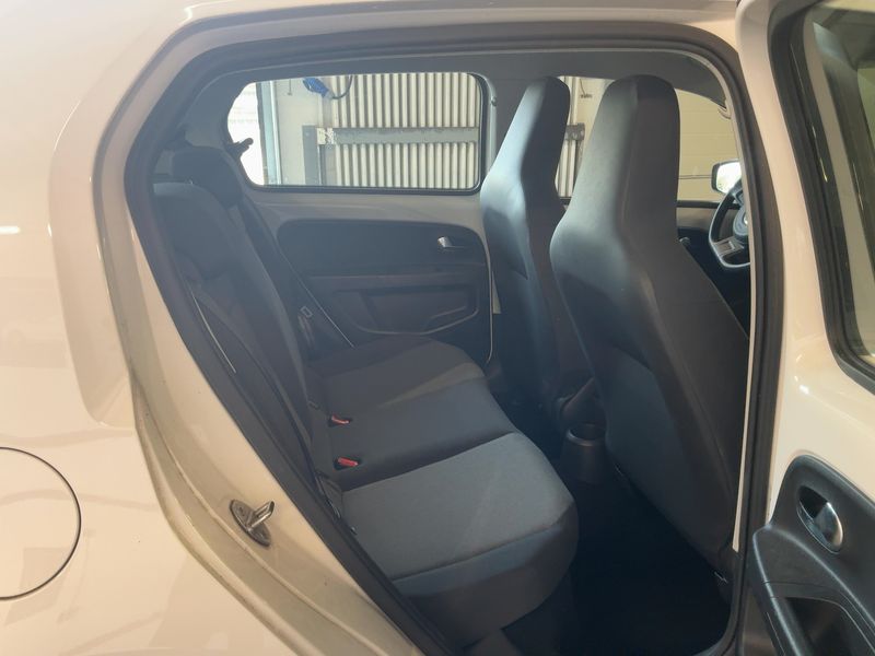 Volkswagen up! 1.0 Move up! — zdjęcie 14