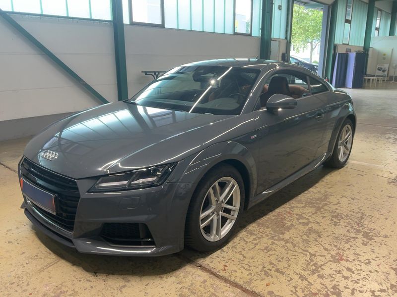 Audi TT 2.0 TFSI quattro Coupe