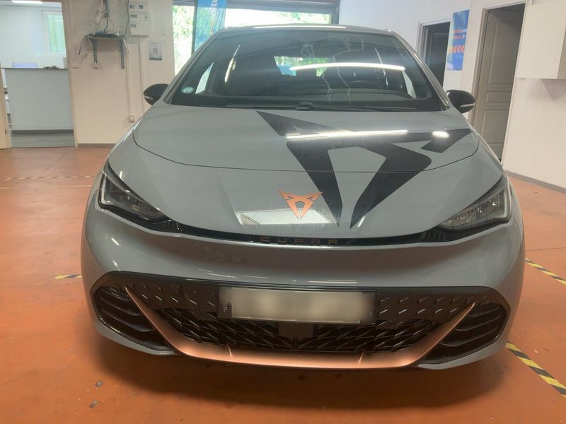 Cupra Born electric drive 170 kW VZ — zdjęcie 9