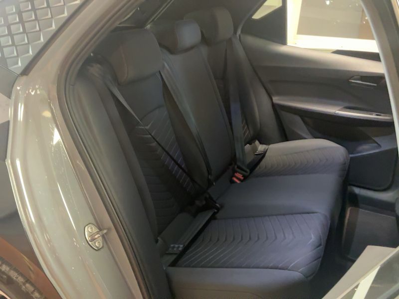 Cupra Born electric drive 170 kW VZ — zdjęcie 14