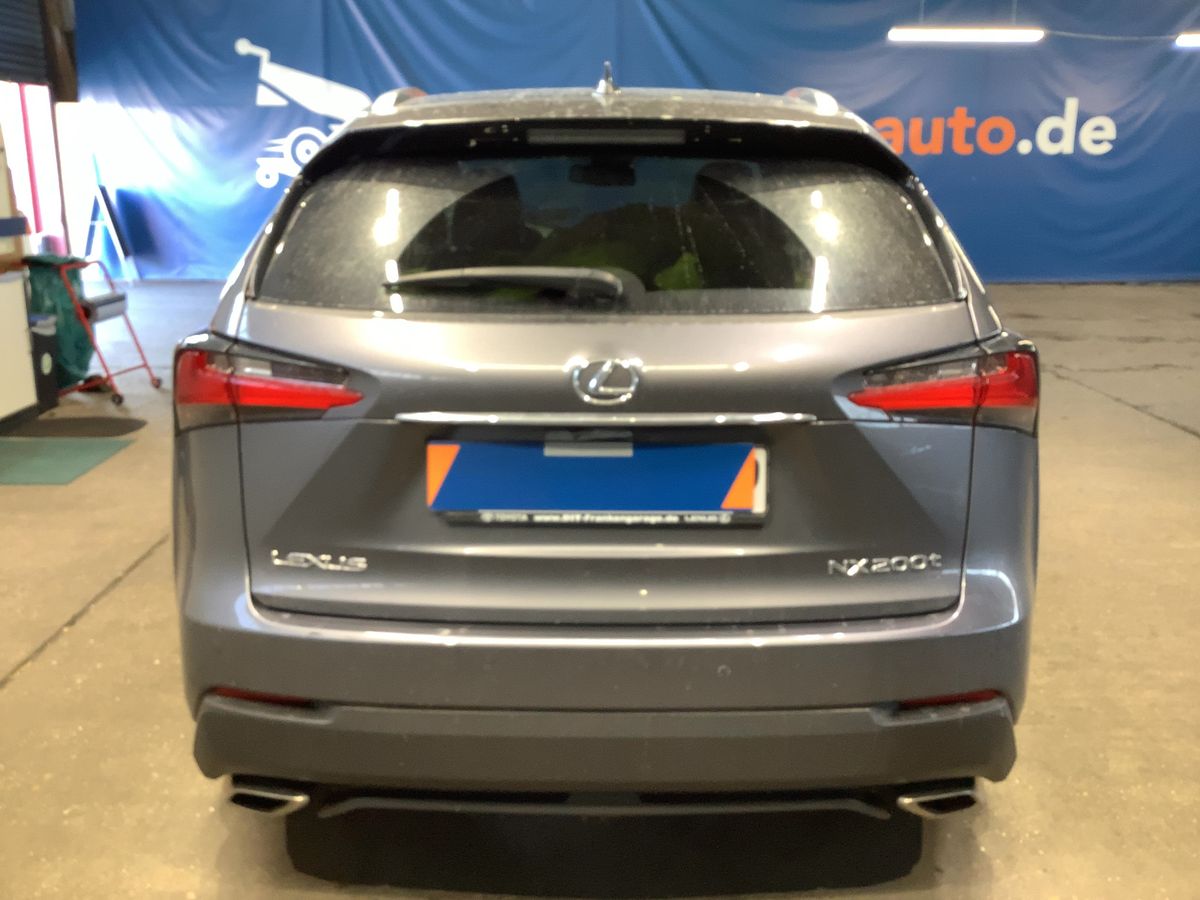 Lexus NX-Serie 2016 — photo 8