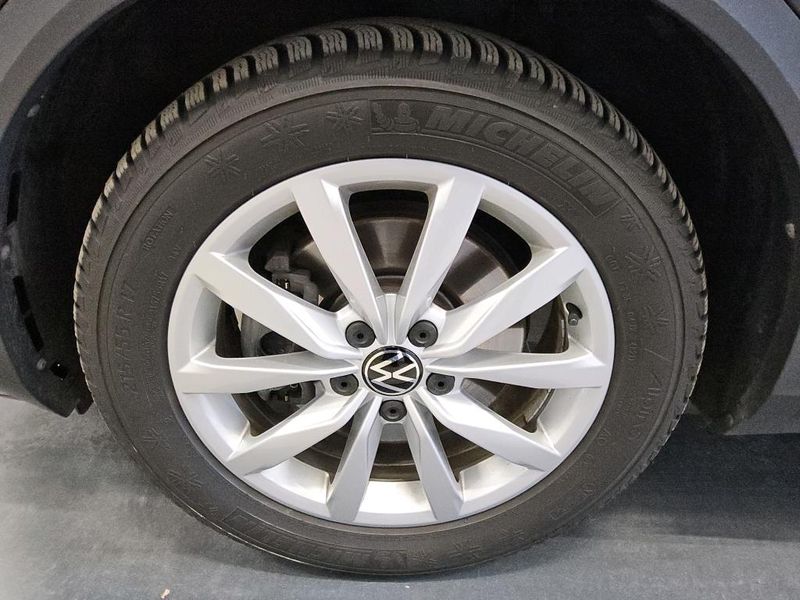 Volkswagen T-Roc 2.0 TDI R-Line — zdjęcie 24