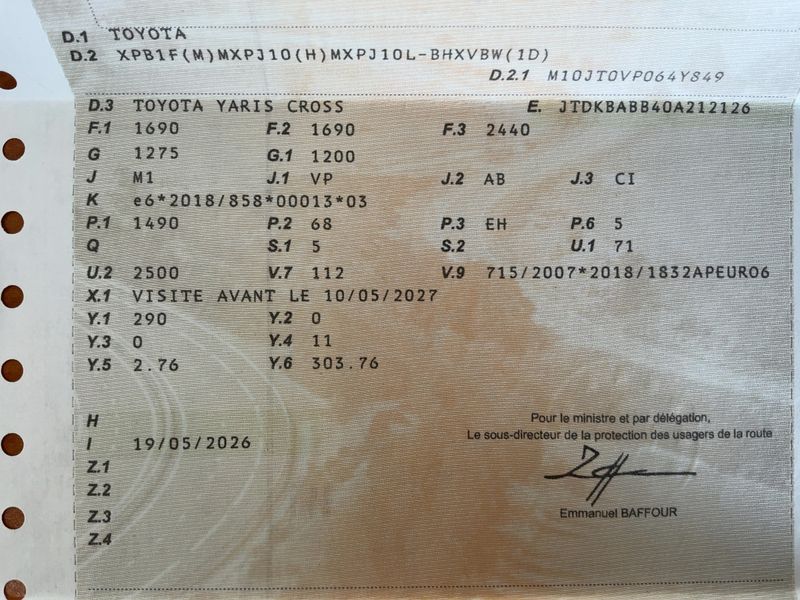 Toyota Yaris Cross 1.5 Hybrid 2WD GR Sport — zdjęcie 15