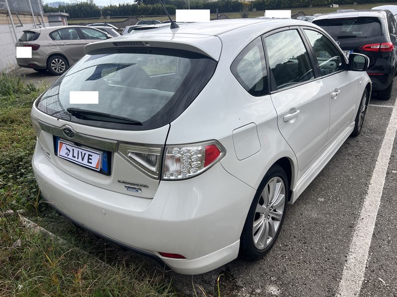 Subaru Impreza 2.0 Diesel Active 4WD — zdjęcie 5