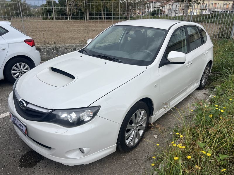 Subaru Impreza 2.0 Diesel Active 4WD — zdjęcie 2